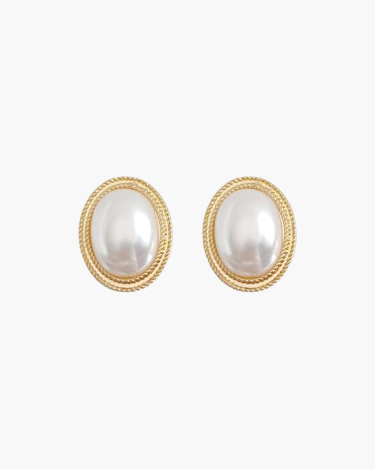 Radiance Oval Pearl Studs